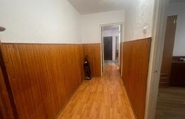 Apartament 3 camere, 70 mp si balcon inchis 