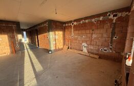 Casa de vanzare, 108 mp, zona Sud-Vest