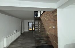 Casa de vanzare, cu 3 camere