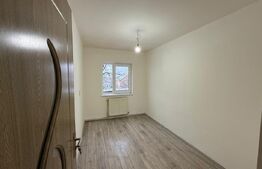 Apartament 4 camere de închiriat –ideal locuință sau activități comerciale