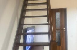 Mansardă de închiriat - zona Bradet 