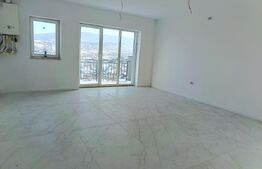 Apartament cu 3 camere, in suprafata de 85 mp si teren de 100 mp