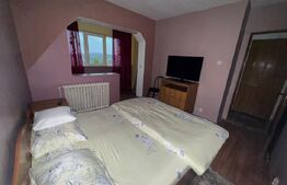 Apartament de vânzare – 3 camere, etaj 4/5, zona Bradet