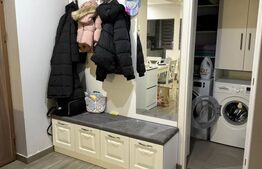 Apartament 3 camere, zona bradet, etaj intermediar