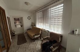 Casa de vanzare, 98 mp, zona Centru
