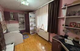 Casa de vanzare, 98 mp, zona Centru