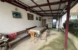 Casa de vanzare, 98 mp, zona Centru