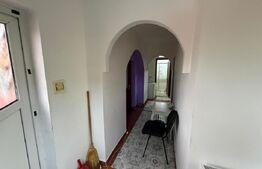 De inchiriat apartament cu 3 camere, la parter, cu terasa si curte