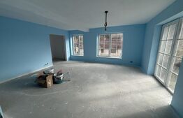 Casa de vanzare, 290 mp, zona Centrala