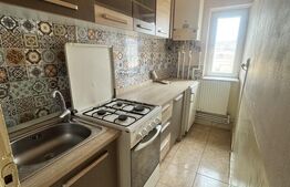 Garsonieră de închiriat, lângă sala sporturilor 