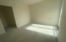 Apartament cu o camera si terasa de 15 mp