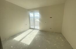 Apartament cu o camera si terasa de 15 mp