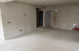 Apartament 4 camere, semifinisat cu garaj si boxa, zona Bradet