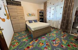 Apartament 3 camere, zona Bradet