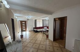 Casa de vanzare in suprafat de 180 mp cu 800 mp teren, loc. Surduc 