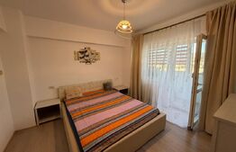 Apartament de vânzare, cu 3 camere 