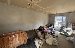 Casa de vanzare, 2 camere, 70 mp - Zalau