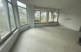 Casa individuala semifinisata, 4 camere, 10 ari teren si garaj