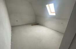 Casa individuala semifinisata, 4 camere, 10 ari teren si garaj