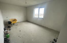 Casa individuala semifinisata, 4 camere, 10 ari teren si garaj