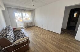 Apartament de vânzare - zona Bradet