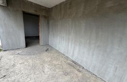 Casă cu 4 camere, 250 mp și un teren de 800 mp - zona Brădet 