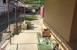 Casa de vanzare in suprafat de 90 mp cu 583 mp teren, loc. Zalau zona Bradet