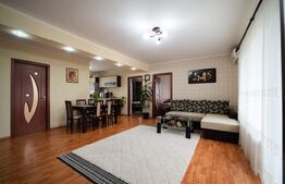 Apartament 4 camere cu teren, curte privata, zona Bradet