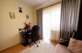 Apartament 4 camere cu teren, curte privata, zona Bradet