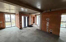 Apartament 3 camere, semifinisat, Zalau