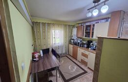 Apartament de vanzare, 3 camere, 70 mp - Dumbrava Nord