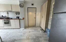 Apartament cu 3 camere, zona centrala