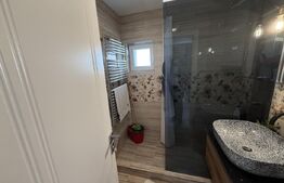 Apartament 4 camere, 83 mp, decomandat, zona ultracentrala