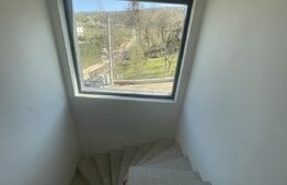 Casa individuala de vanzare, 4 camere, 150 mp - zona Meses