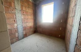 Apartament cu 3 camere, dispus pe două niveluri, cu gradina 