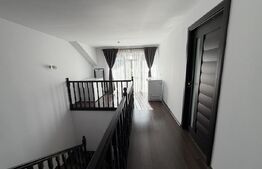 Casa cu 4 camere,baie, bucatarie, teren 800 mp