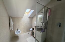 Casa cu 4 camere,baie, bucatarie, teren 800 mp