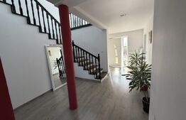 Casa cu 4 camere,baie, bucatarie, teren 800 mp