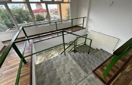 Spatiu comercial de vanzare, 5 incaperi, 220 mp, zona centrala