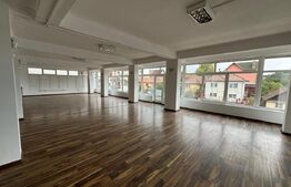 Spatiu comercial de vanzare, 5 incaperi, 220 mp, zona centrala