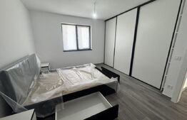 De închiriat – jumătate de duplex, construcție nouă