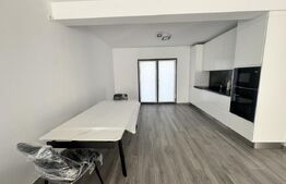 De închiriat – jumătate de duplex, construcție nouă