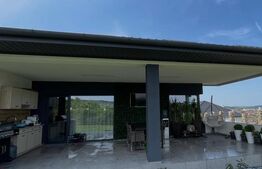 Casa de vanzare in suprafat de 240 mp, cu 1500 mp teren, zona Sarmas