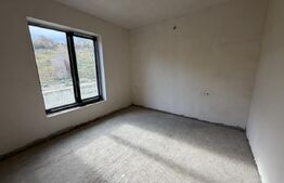 Casa de vanzare in suprafat de 105 mp cu 400 mp teren, zona Sarmas
