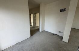 Casa de vanzare in suprafat de 105 mp cu 400 mp teren, zona Sarmas