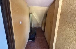 Casa de vanzare, zona linistita, in Recea 