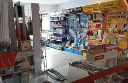 Oportunitate Unica Spatiu Comercial+ Hala+Cladire Rezidentiala Teren si Foisor