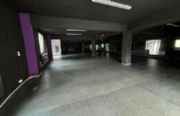 Spatiu comercial de inchiriat, 3 incaperi, 300 mp, zona centrala