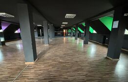 Spatiu comercial de inchiriat, 3 incaperi, 300 mp, zona centrala