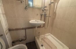 Apartament de vanzare, partial renovat, 3 camere, 43 mp - Simleu Silvaniei